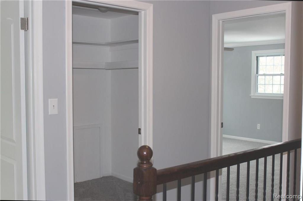 30164 Fox Grove Road Farmington Hills, MI 48334 - Photo 13 of 21
