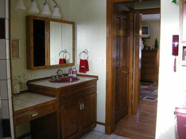2566 East Wilcox Road Warsaw, IN 46580 - Photo 9 of 20 Gallery Image 9