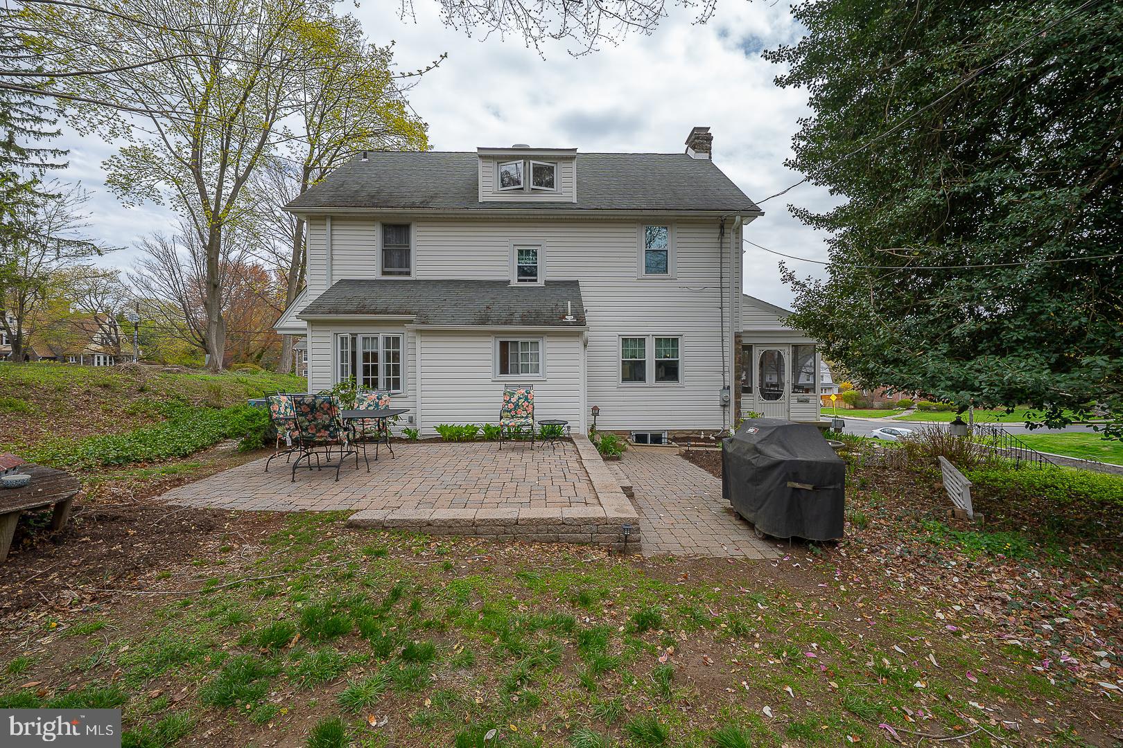 361 Summit Road Springfield, PA 19064 - Photo 38 of 42 a front view of house with yard and trees around