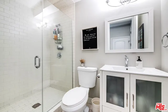 $1,095,000 | 4840 Cleon Avenue, Unit 108, North Hollywood, CA 91601