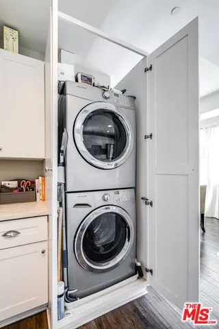 $1,095,000 | 4840 Cleon Avenue, Unit 108, North Hollywood, CA 91601