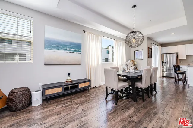 $1,095,000 | 4840 Cleon Avenue, Unit 108, North Hollywood, CA 91601