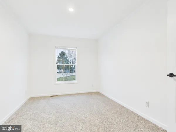 $174,900 | 170 Timber Crest Drive, York, PA 17408