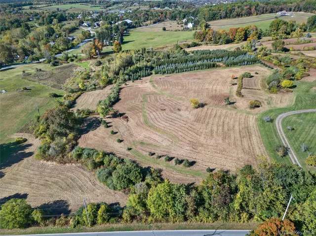 $799,900 | Undisclosed Address, LaGrangeville, NY 12540