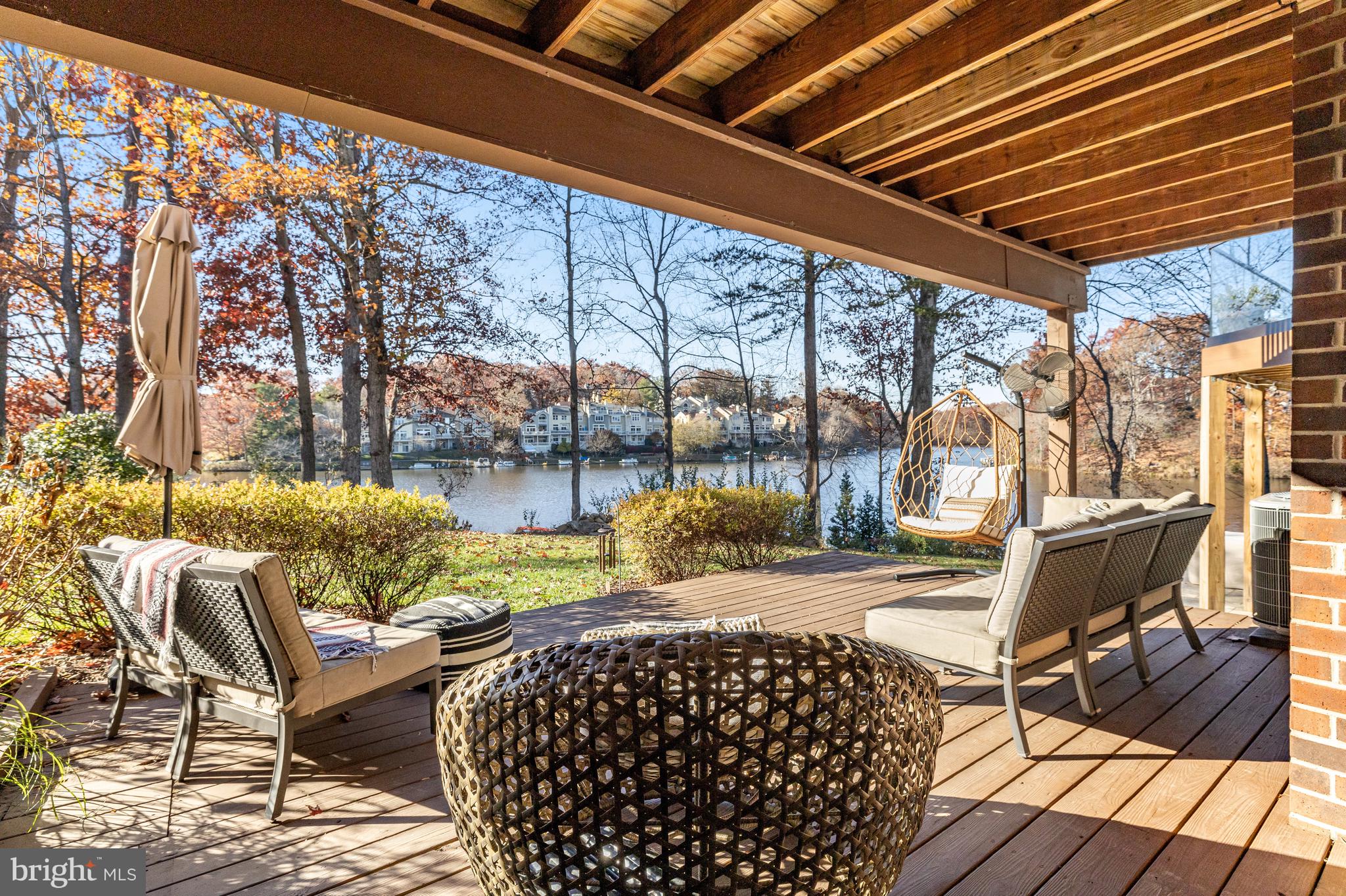 11010 Thrush Ridge Road Reston, VA 20191 - Photo 50 of 87 No beams equal better views!