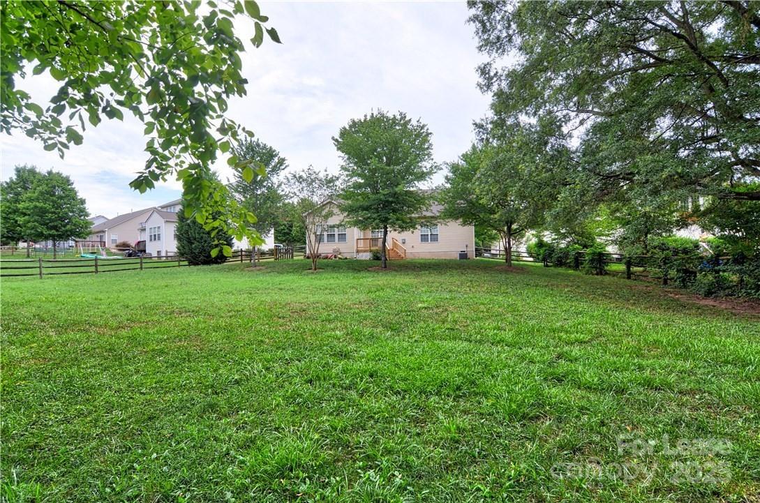 18418 Torrence Chapel Estates Circle Cornelius, NC 28031 - Photo 5 of 14