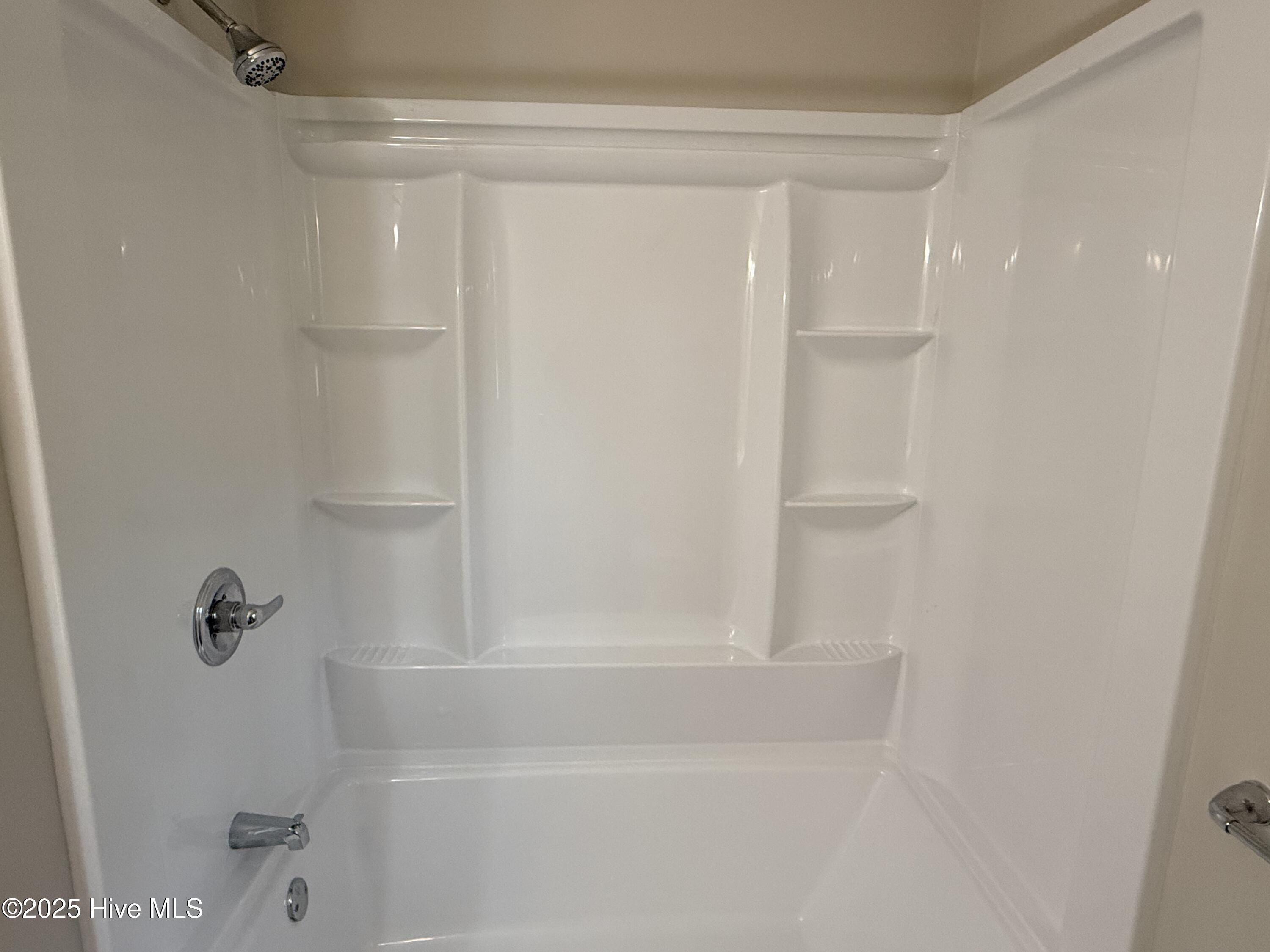 603 Pine Street Clinton, NC 28328 - Photo 8 of 15 Photo Oct 14 2025, 1 39 10 PM