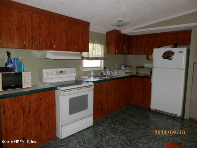 1359 Hamp Chesser Road Folkston, GA 31537 - Photo 7 of 30 P9100006.JPG