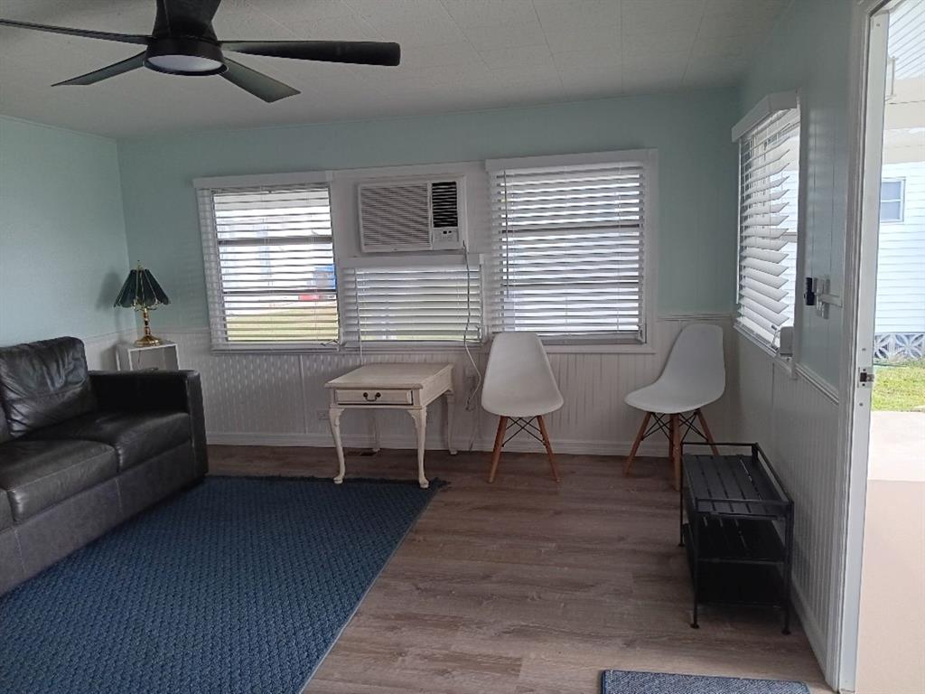 818 Bogie Street Venice, FL 34285 - Photo 14 of 28