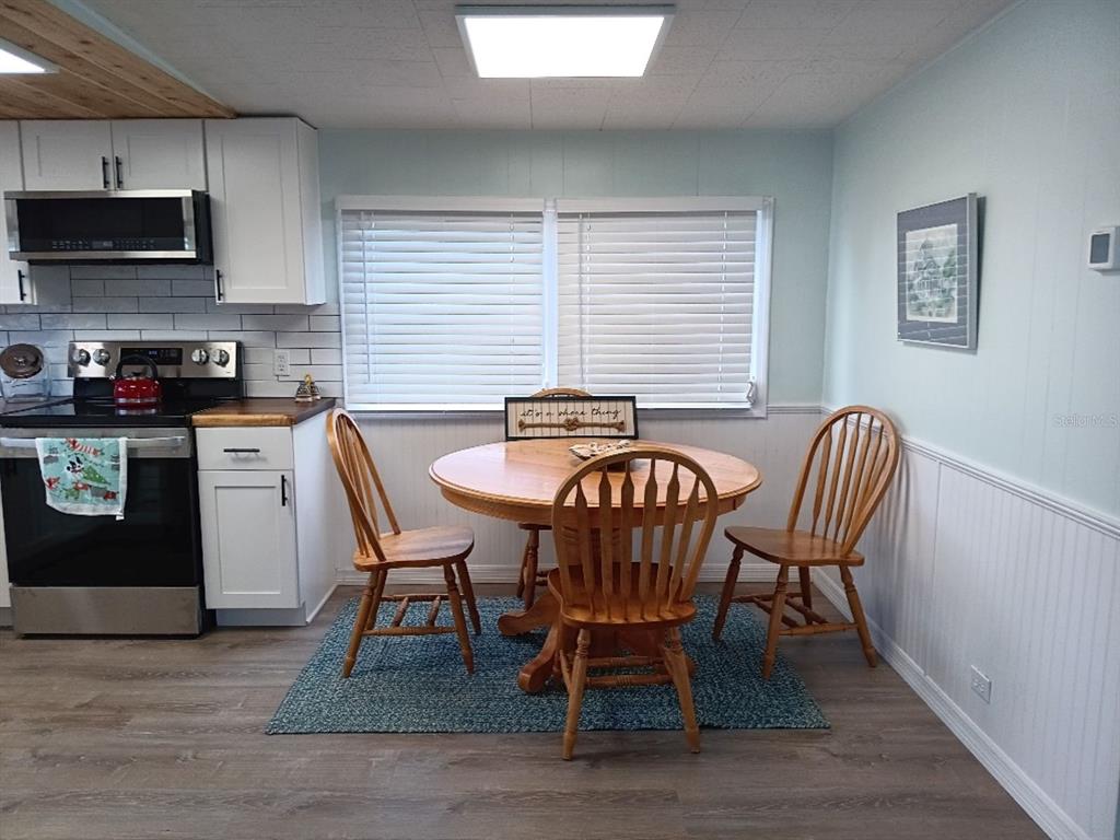 818 Bogie Street Venice, FL 34285 - Photo 7 of 28