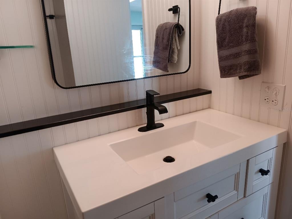 818 Bogie Street Venice, FL 34285 - Photo 9 of 28