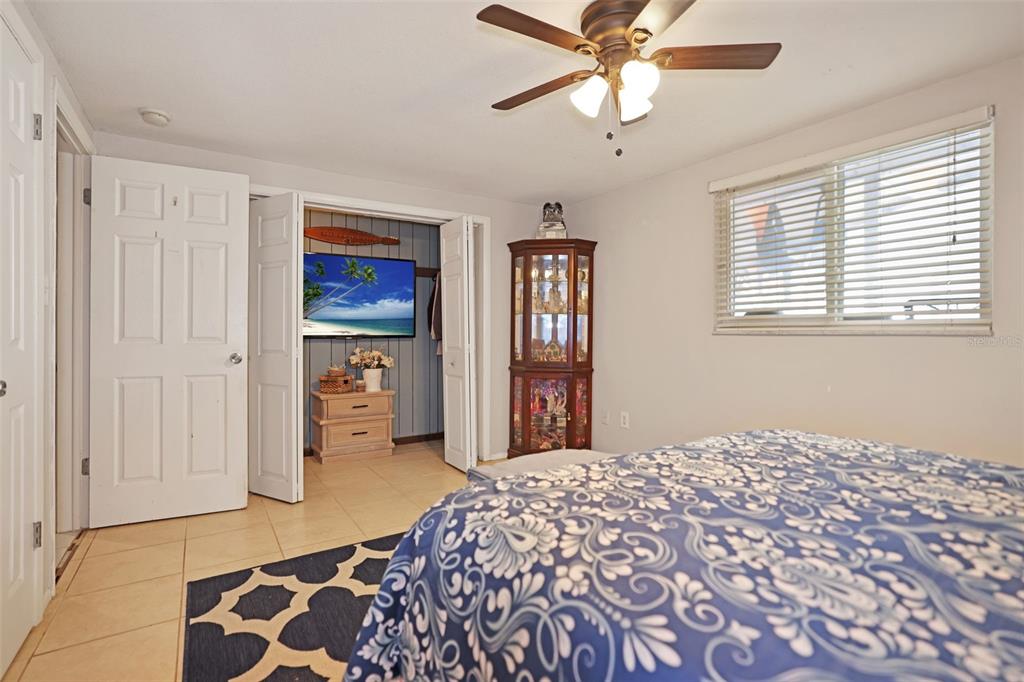 10941 Oakdale Avenue Port Richey, FL 34668 - Photo 9 of 41 Gallery Image 9
