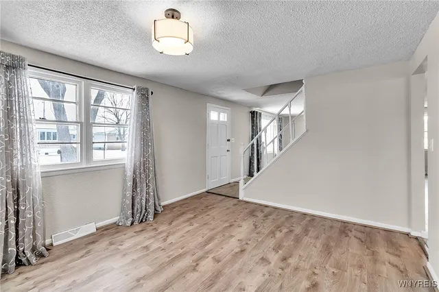 $254,900 | 96 Green Terrace, Cheektowaga, NY 14043