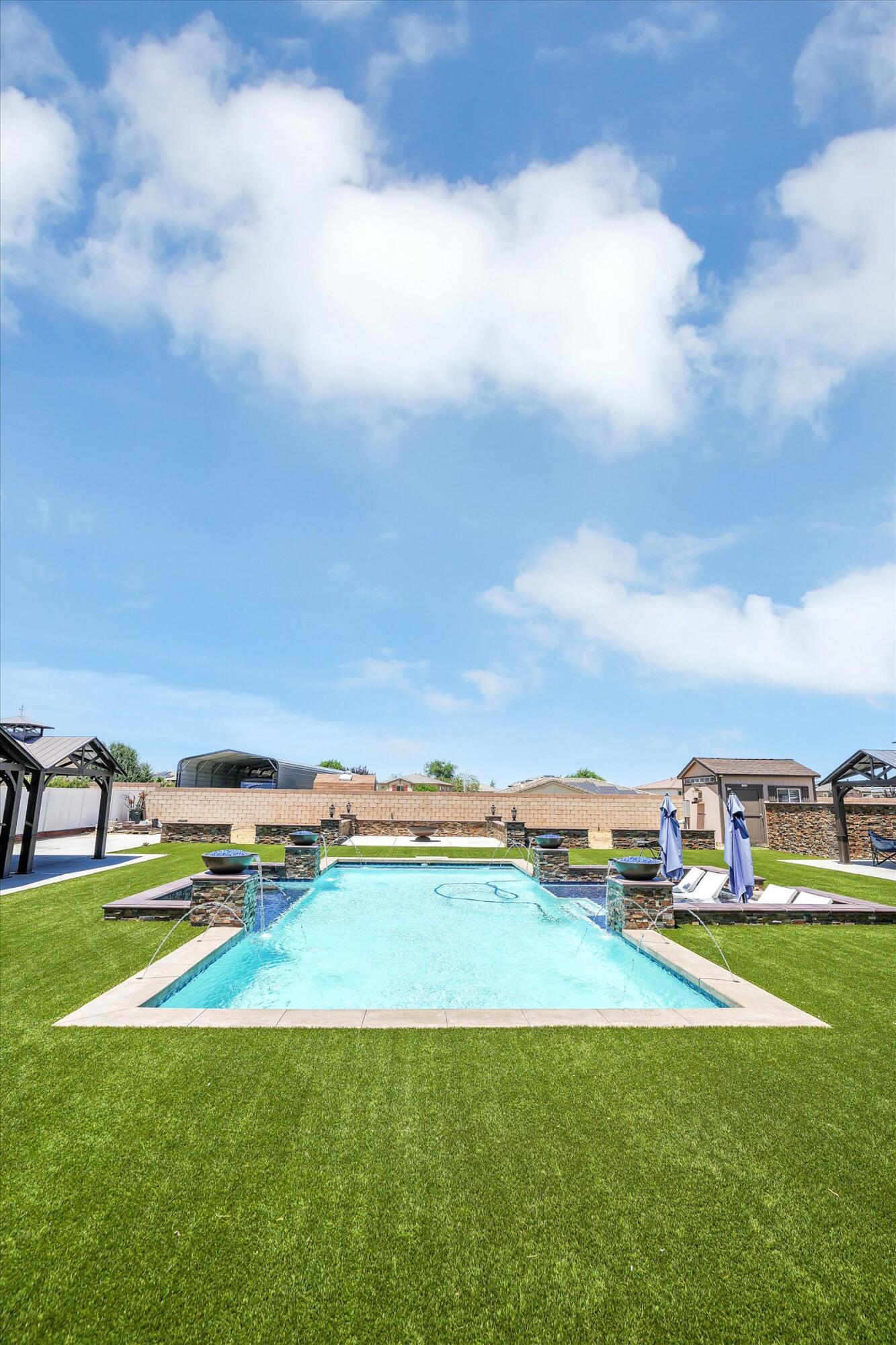 1635 Whitlatch Drive Lancaster, CA 93535 - Photo 54 of 58 070-1635 Whitlatch Drive-70