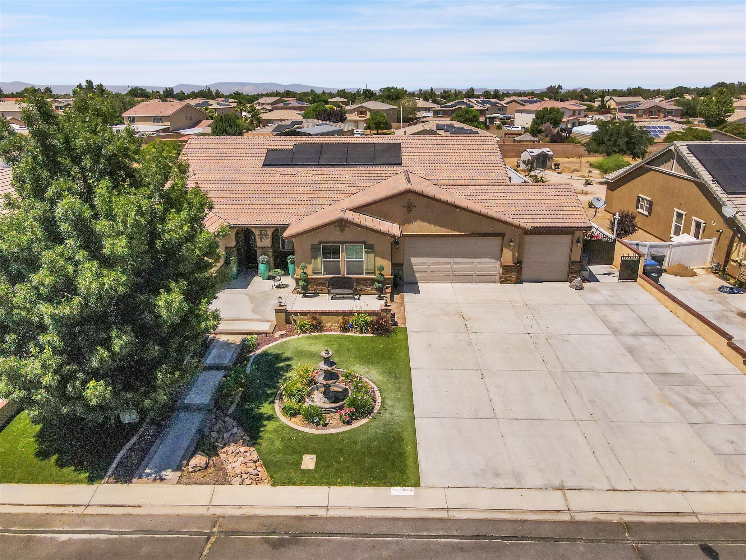 1635 Whitlatch Drive Lancaster, CA 93535 - Photo 55 of 58 a view of a city