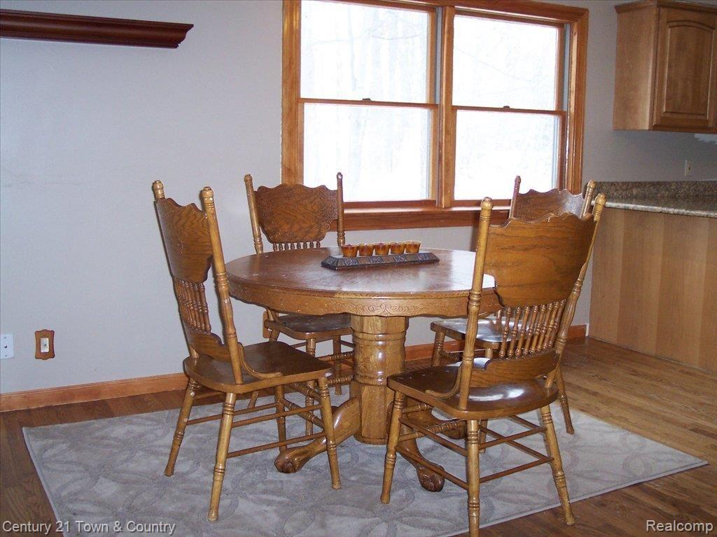 1175 Baker Road Fenton, MI 48430 - Photo 7 of 16 Eating Area Off Ceramic Kitchen