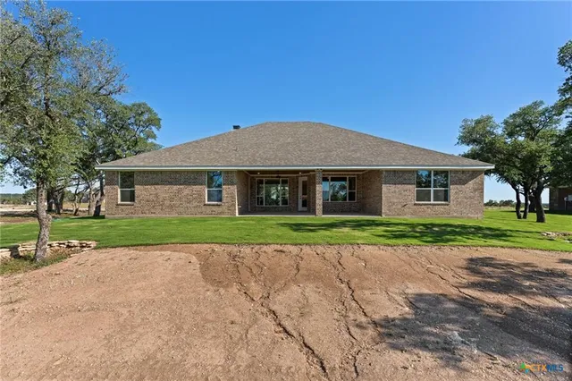 a view of outdoor space yard and front view of a house