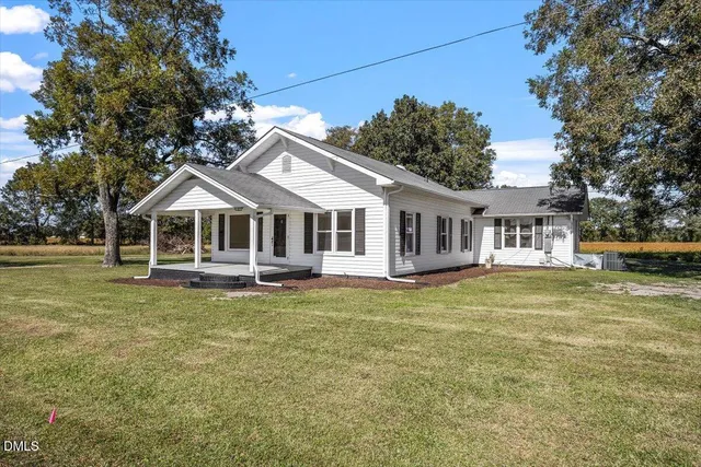 $299,900 | 1273 Brinkley Road, Dunn, NC 28334
