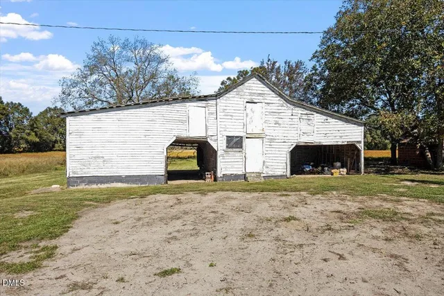 $299,900 | 1273 Brinkley Road, Dunn, NC 28334