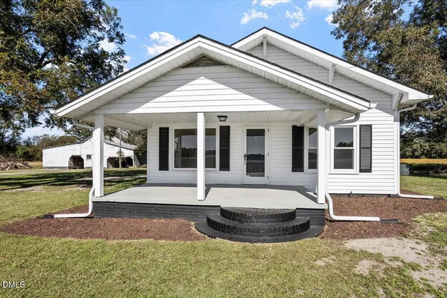 $299,900 | 1273 Brinkley Road, Dunn, NC 28334