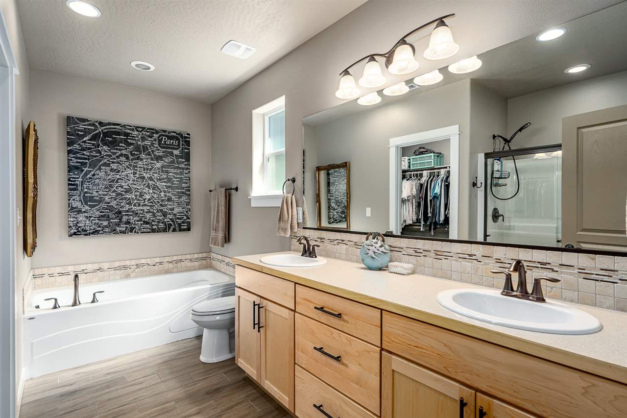 1408 South Girard Road Spokane Valley, WA 99212 - Photo 12 of 20 Gallery Image 12