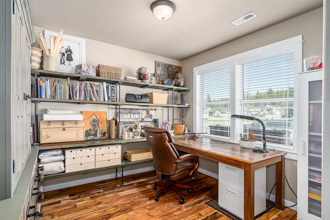1408 South Girard Road Spokane Valley, WA 99212 - Photo 14 of 20 Gallery Image 14