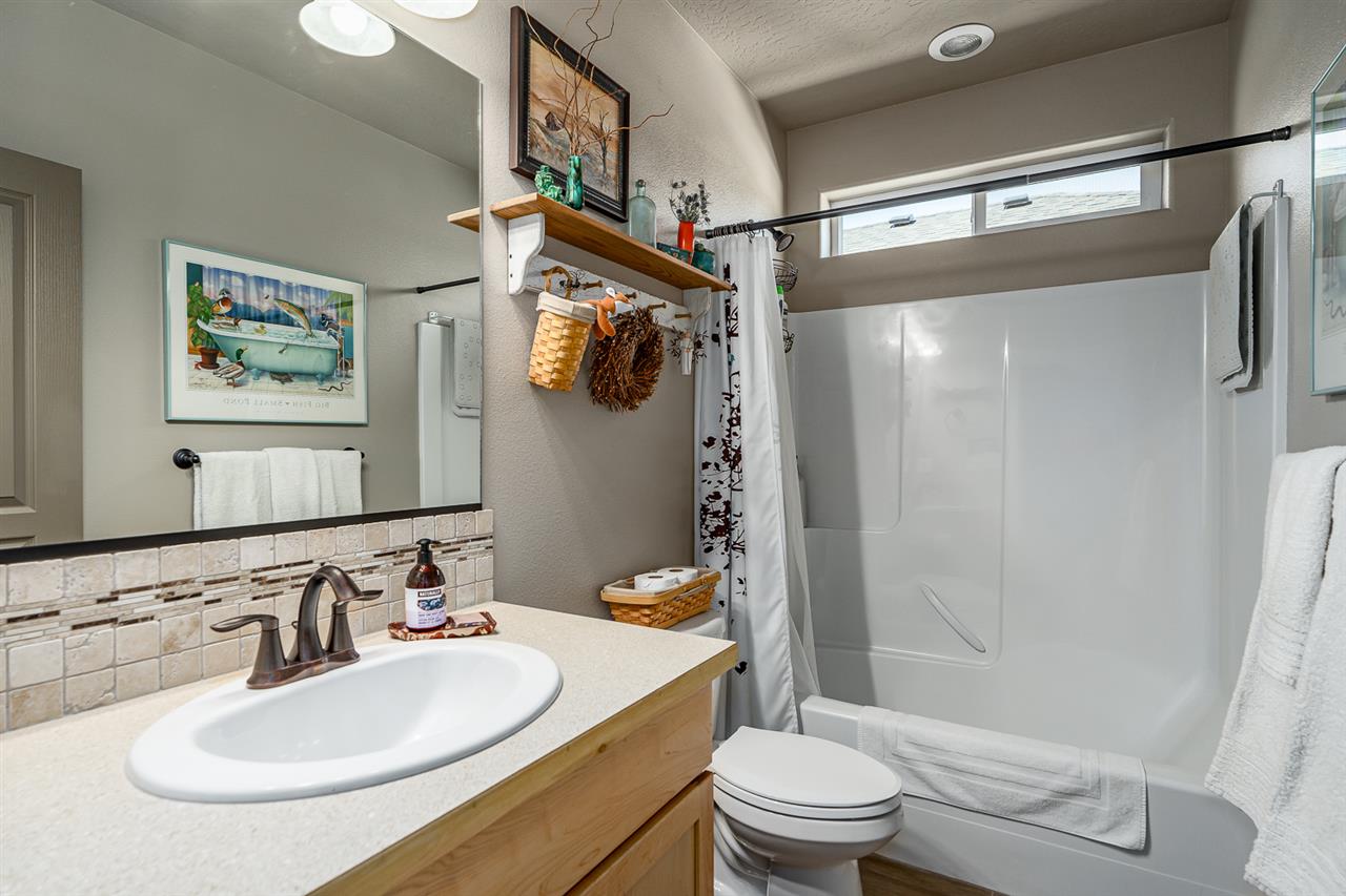 1408 South Girard Road Spokane Valley, WA 99212 - Photo 15 of 20 Gallery Image 15