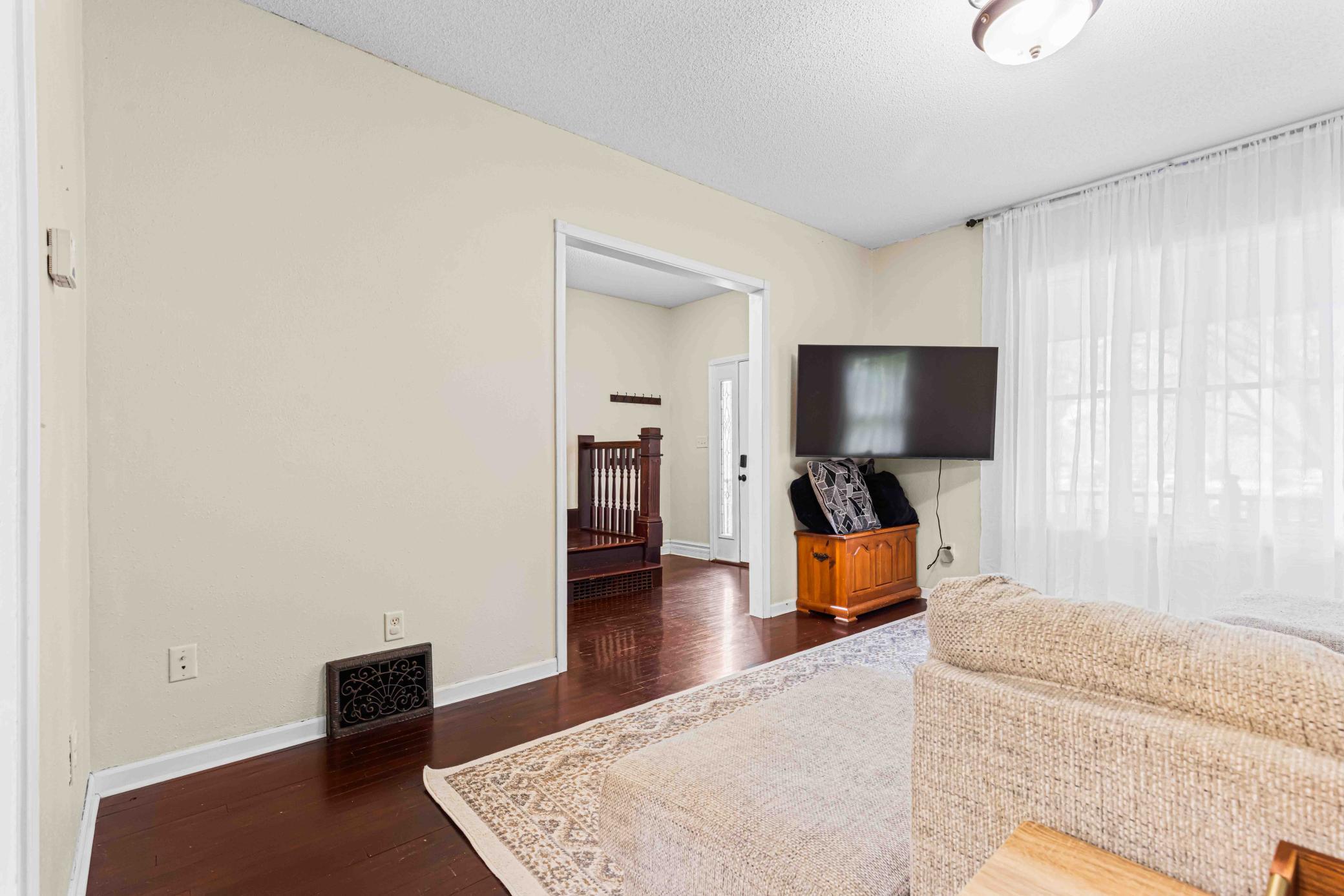 205 14th Street South Fargo, ND 58103 - Photo 16 of 44