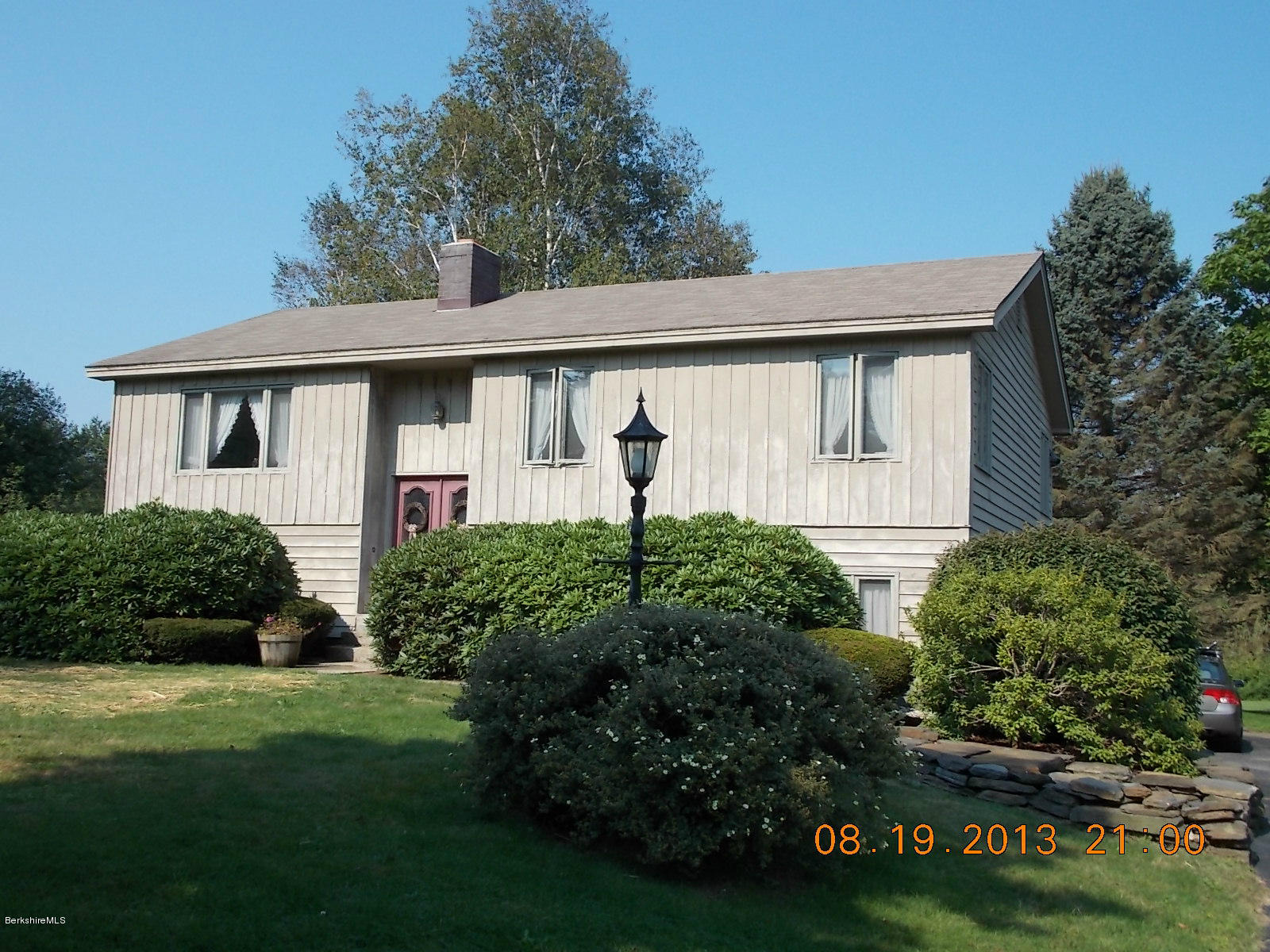 779 Pecks Road Pittsfield, MA 01201 - Photo 3 of 24 779 pecks rd new 003