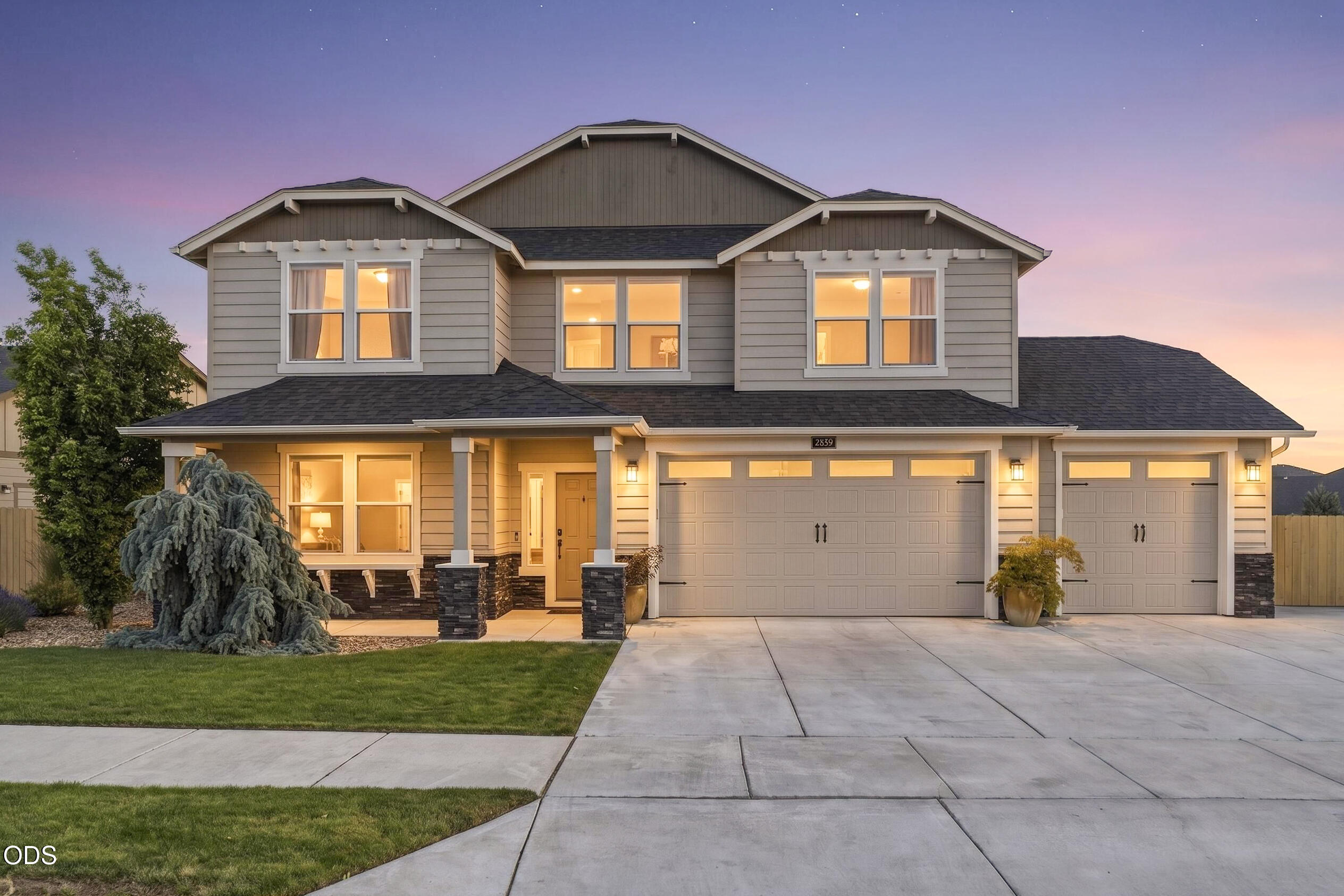 2859 Southwest 47th Street Redmond, OR 97756 - Photo 1 of 63