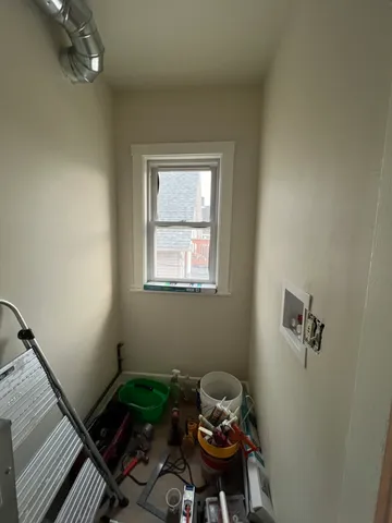 $1,850 | 1022 North Menard Avenue, Unit 2, Chicago, IL 60651