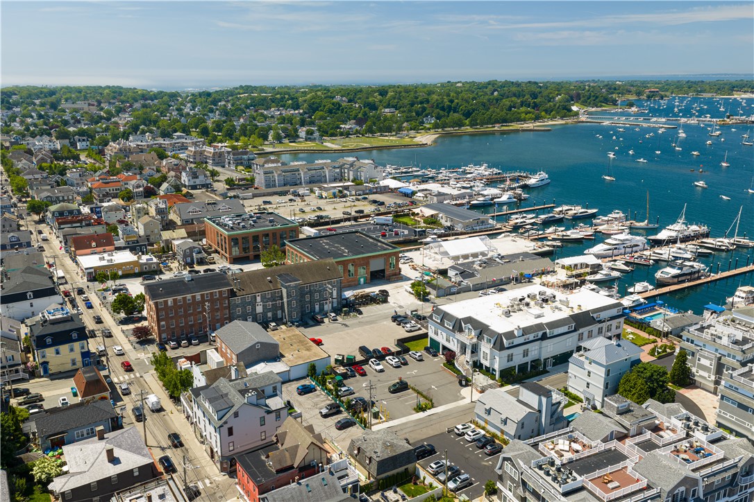 433 Thames Street, Unit E Newport, RI 02840 - Photo 46 of 49