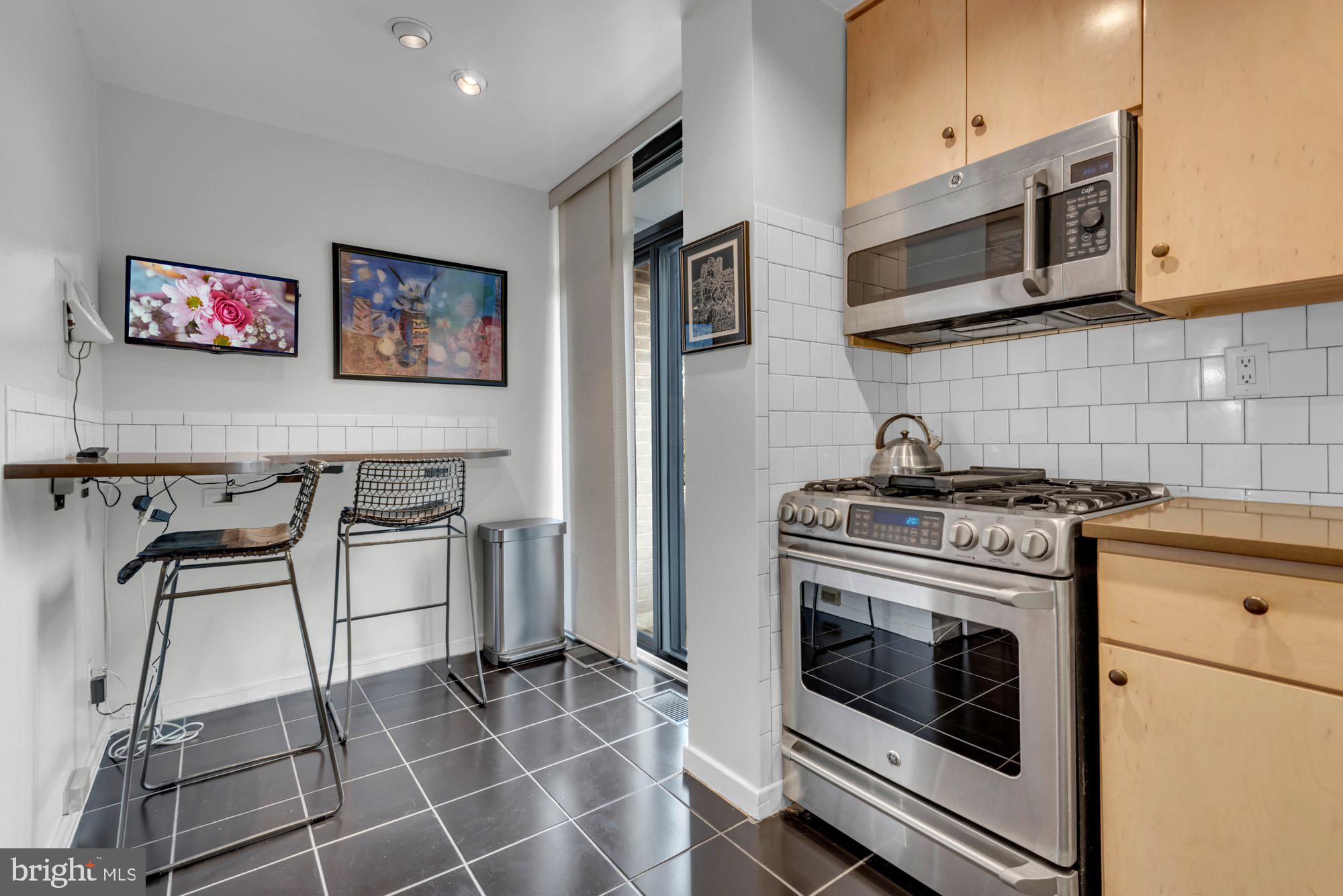 1263 Delaware Avenue Southwest, Unit 53 Washington, DC 20024 - Photo 14 of 65 Eat-in Kitchen