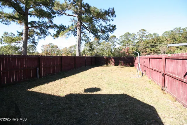 $1,300 | 1163 Pueblo Drive, Jacksonville, NC 28546