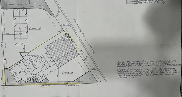 $379,900 | 1511 Morrissey Drive, Bloomington, IL 61701