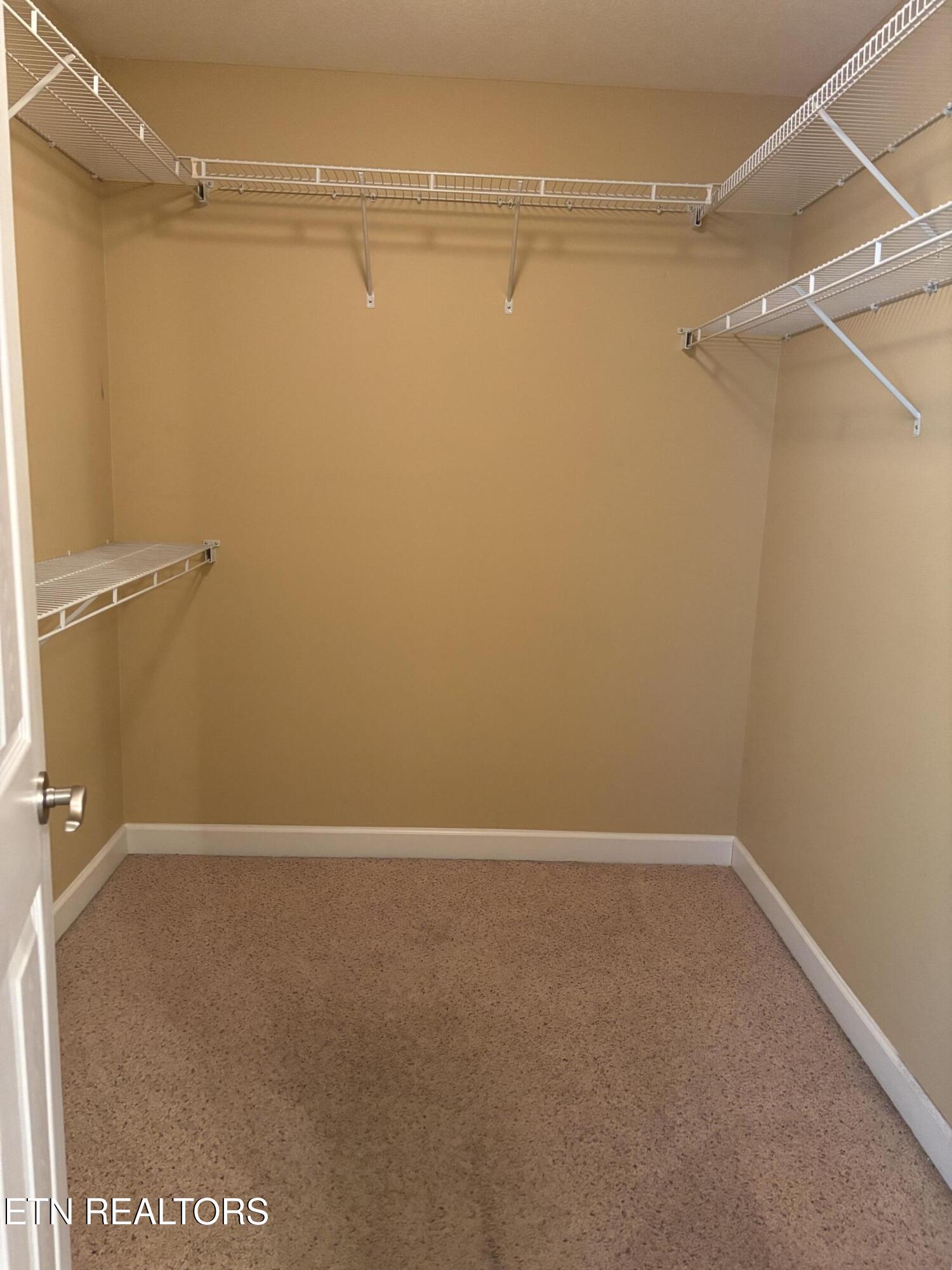 9035 Rocky Ridge Way, Unit 9035 Knoxville, TN 37924 - Photo 23 of 33 IMG_6034