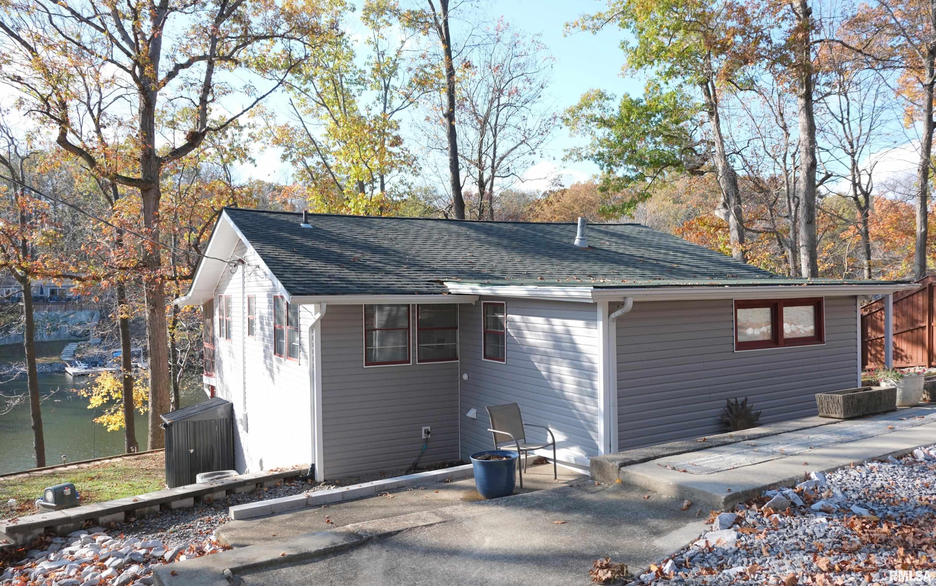 30 Arcadia Lake Road Marion, IL 62959 - Photo 5 of 39