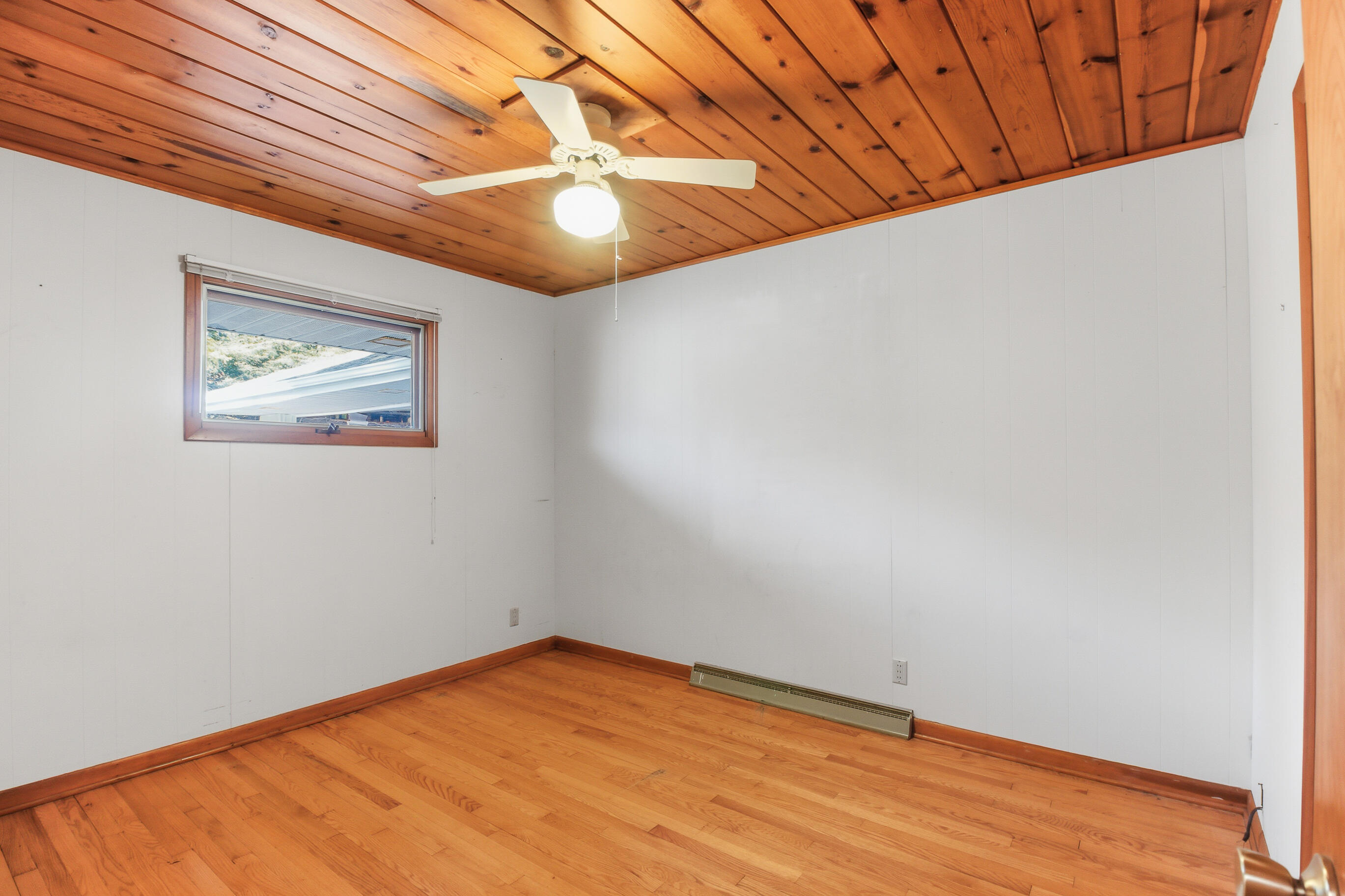 W2115 Beulah Heights Road East Troy, WI 53120 - Photo 27 of 57 First Floor Bedroom 2
