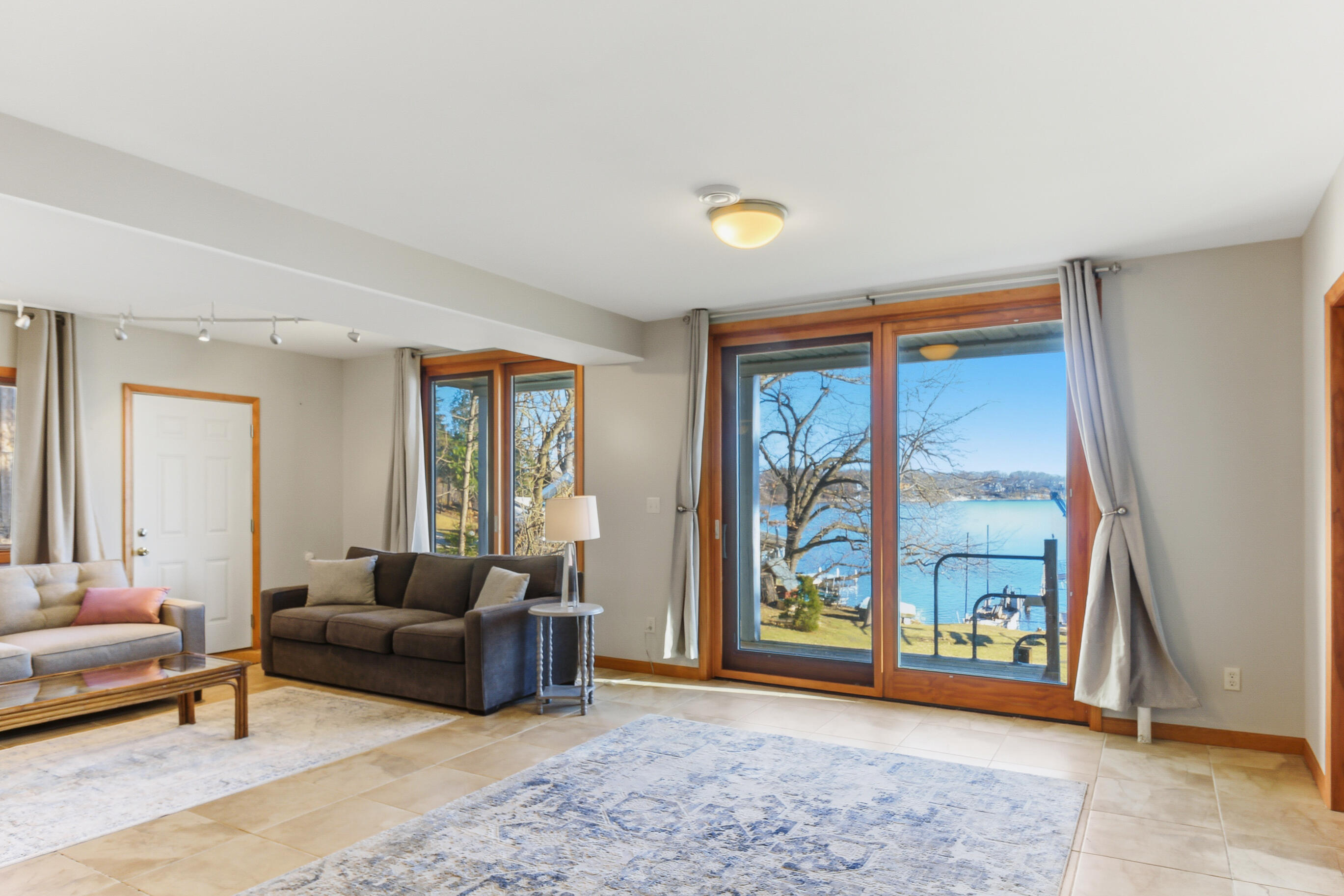 W2115 Beulah Heights Road East Troy, WI 53120 - Photo 41 of 57 LL Family Rm