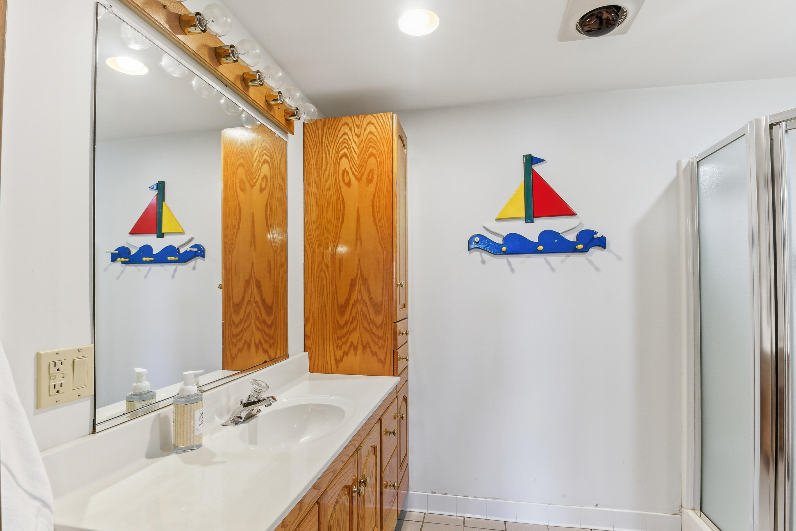 W2115 Beulah Heights Road East Troy, WI 53120 - Photo 50 of 57 LL Bath