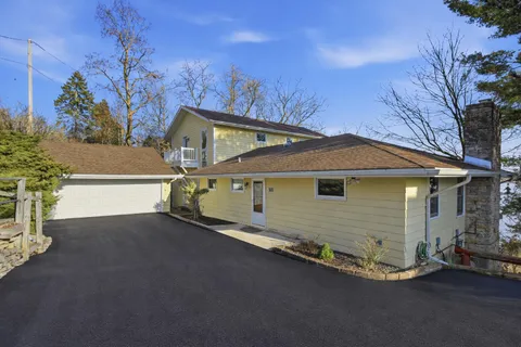 $1,995,000 | W2115 Beulah Heights Road, East Troy, WI 53120