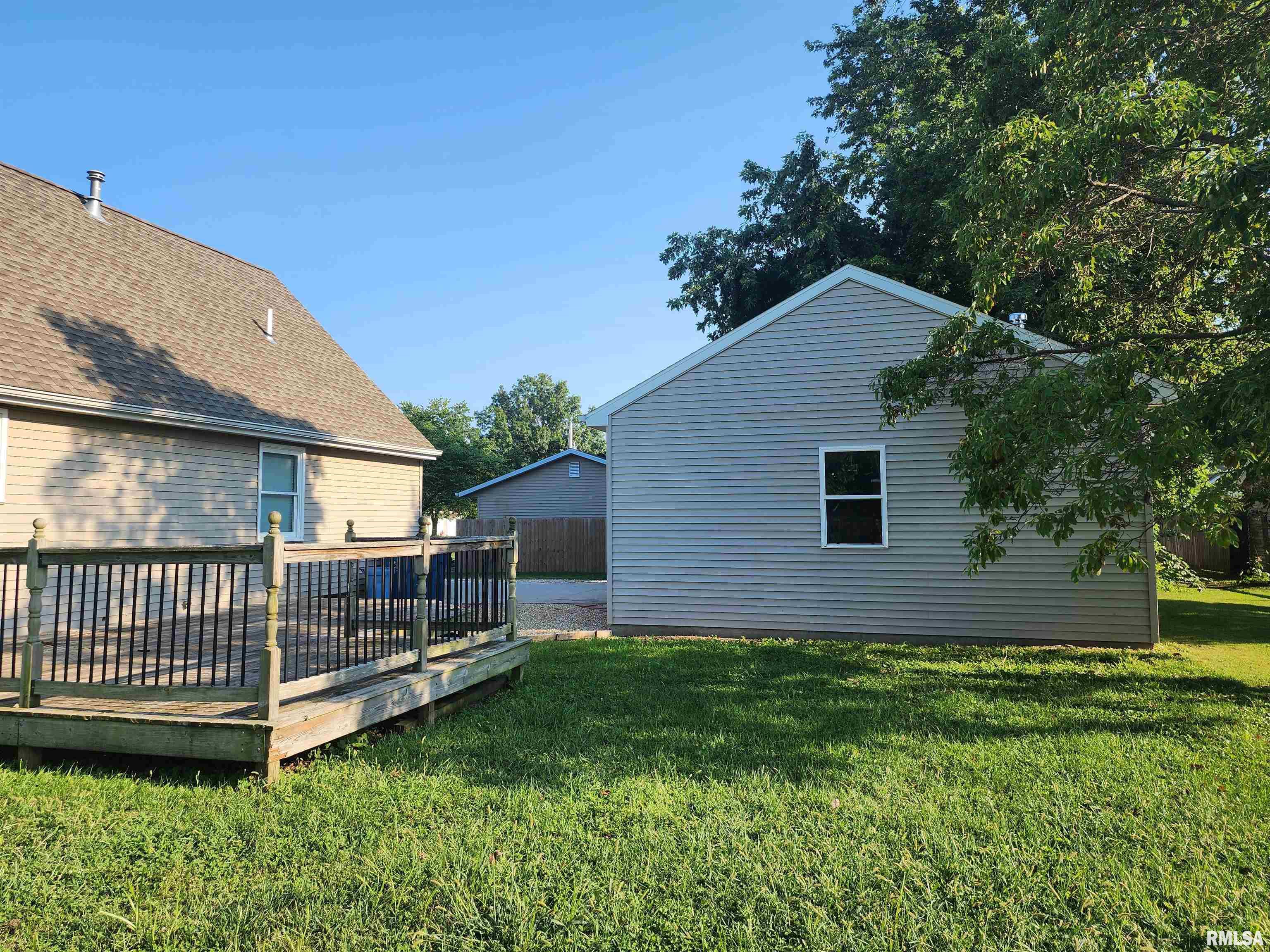600 Pearl Street Atlanta, IL 61723 - Photo 5 of 20