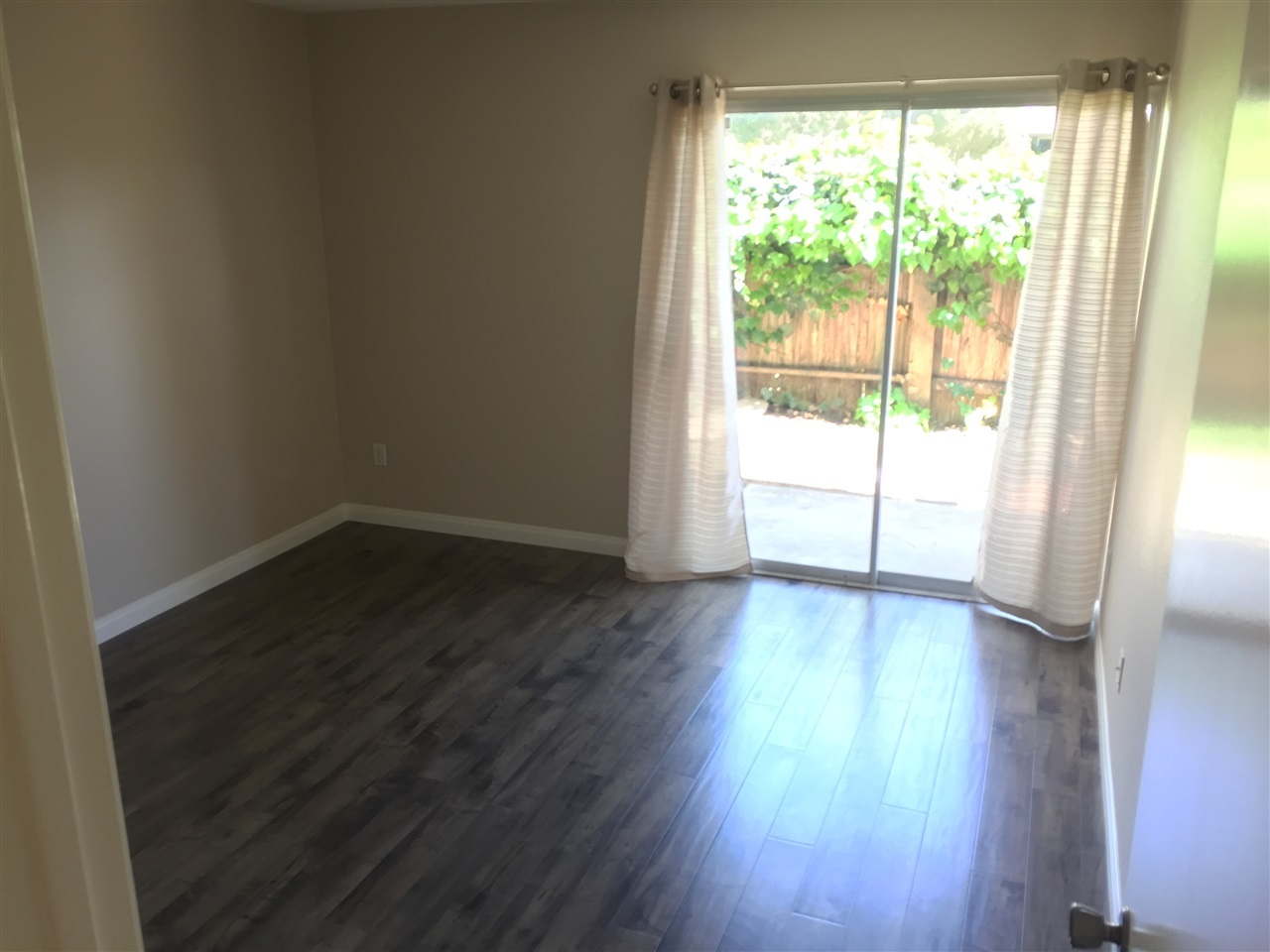 407 Requeza Street, Unit E2 Encinitas, CA 92024 - Photo 3 of 6 Gallery Image 3