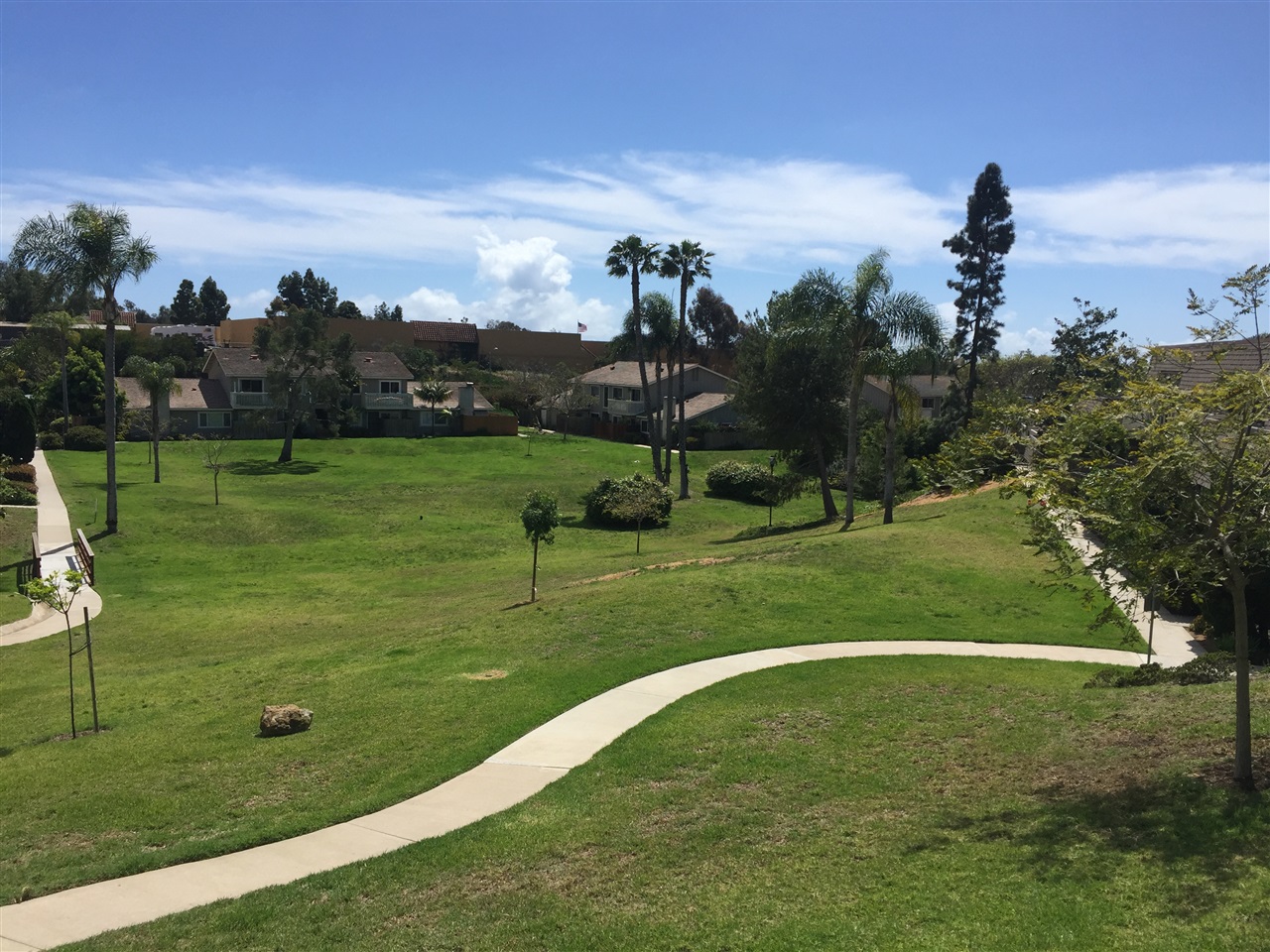 407 Requeza Street, Unit E2 Encinitas, CA 92024 - Photo 6 of 6 Gallery Image 6