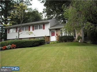 18 Rita Road Yardley, PA 19067 - Photo 2 of 8 Exterior Front