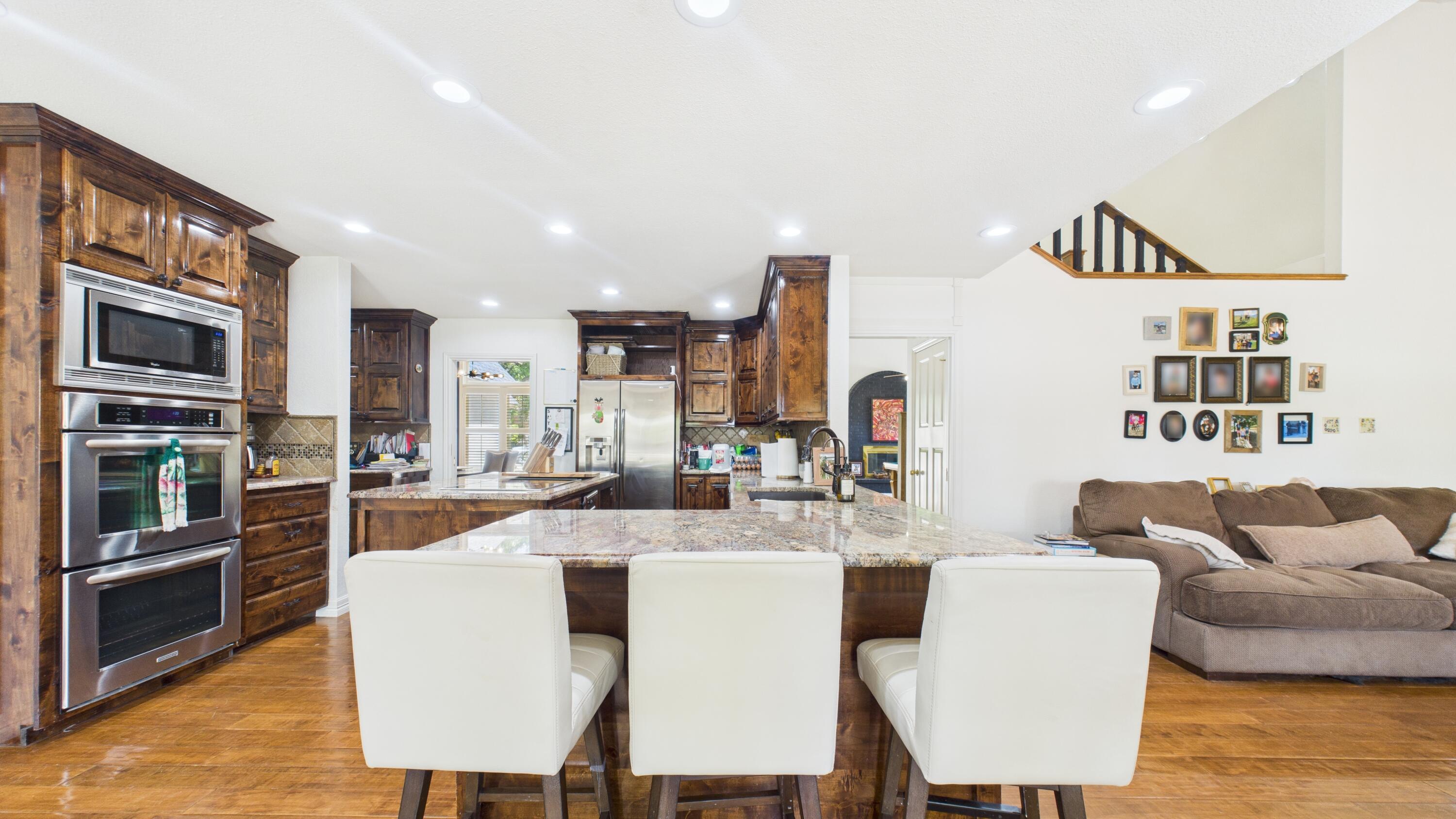 4615 94th Street Lubbock, TX 79424 - Photo 22 of 82 CAM03710G0-PR0105-STILL030