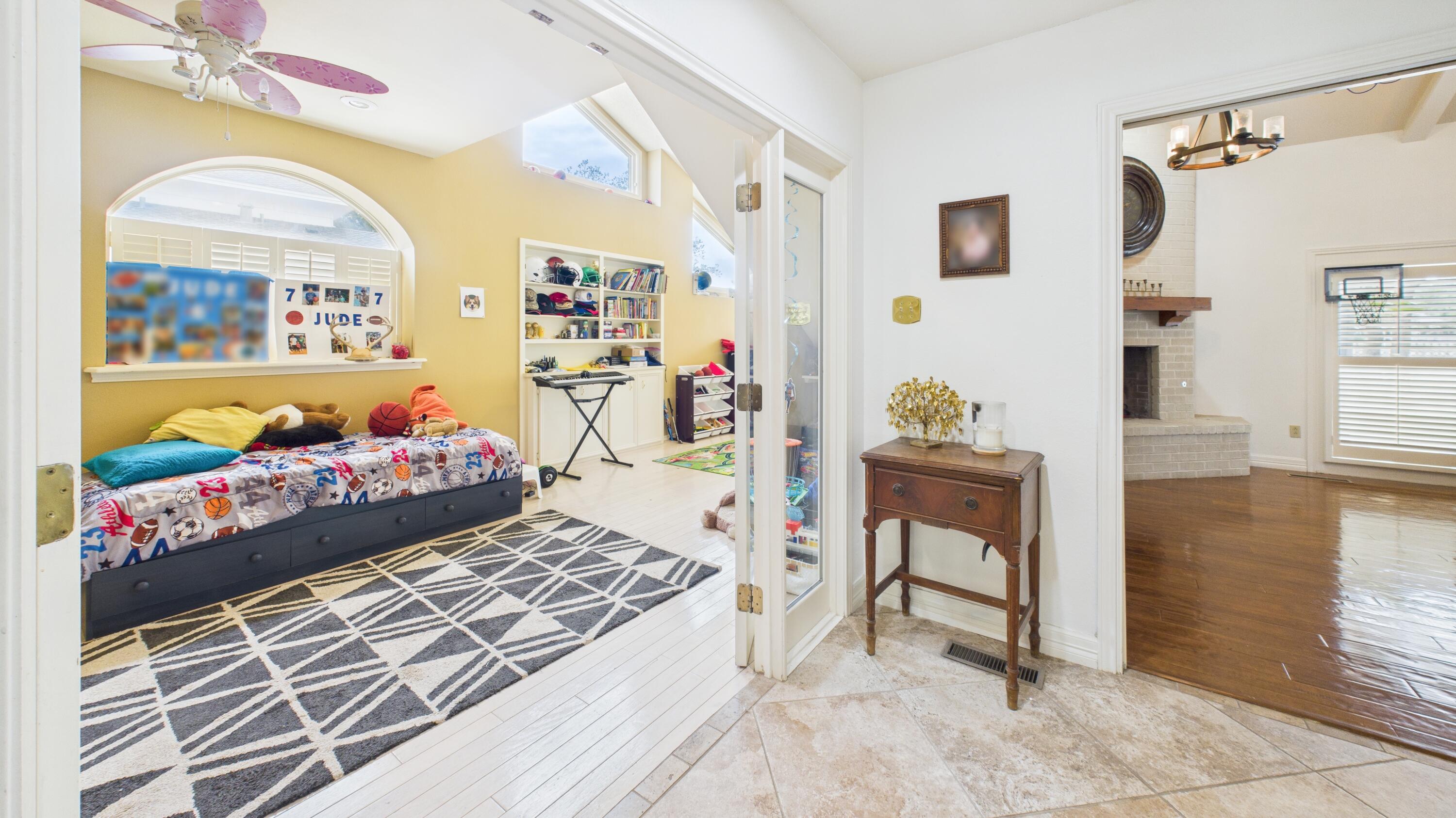 4615 94th Street Lubbock, TX 79424 - Photo 42 of 82 CAM03710G0-PR0105-STILL052