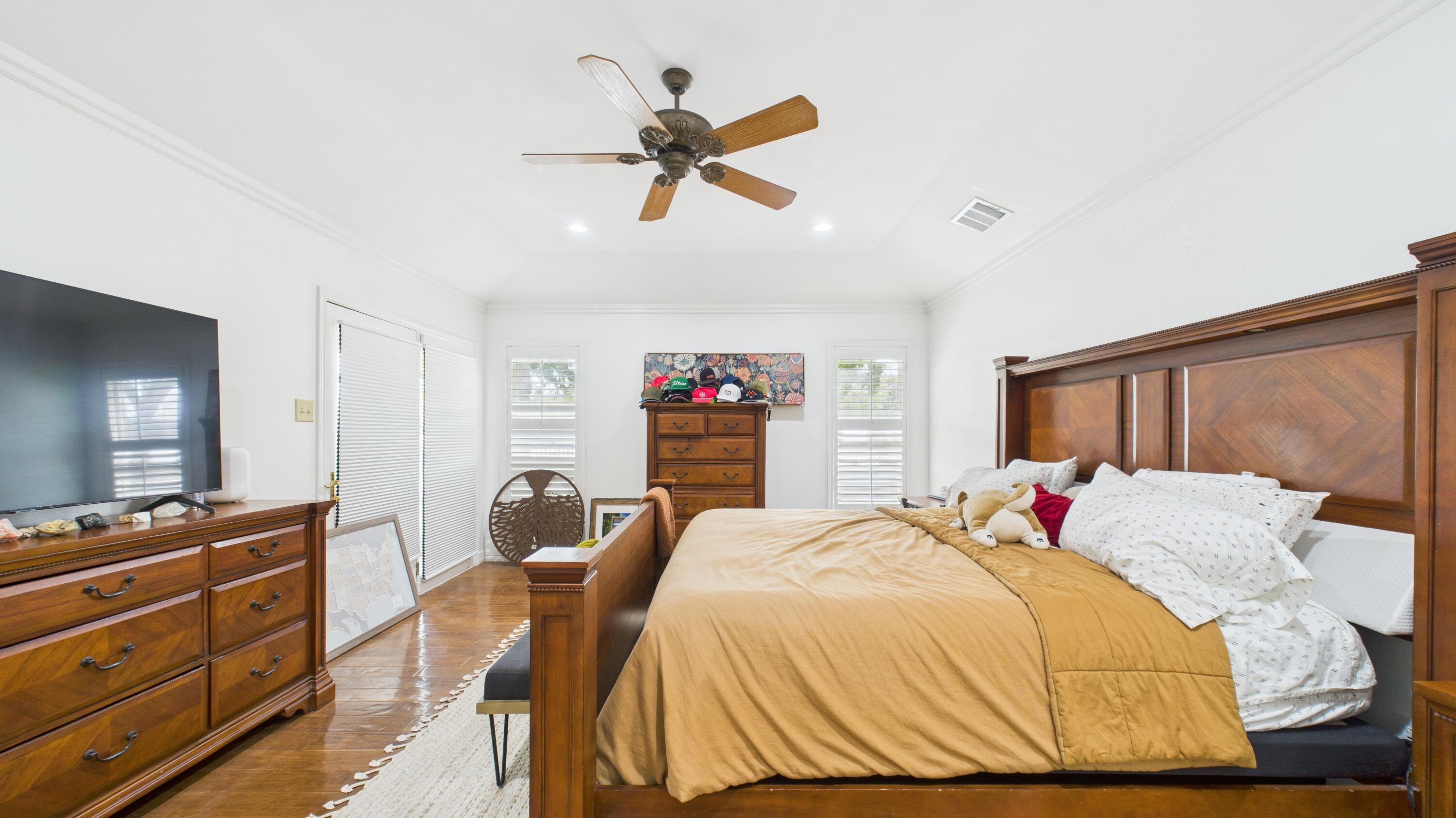 4615 94th Street Lubbock, TX 79424 - Photo 54 of 82 CAM03710G0-PR0105-STILL067