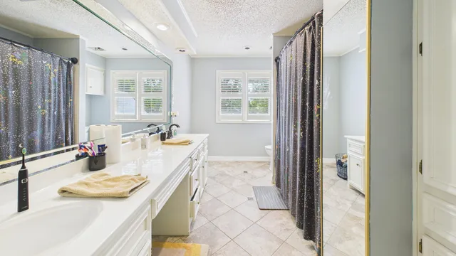 $550,000 | 4615 94th Street, Lubbock, TX 79424