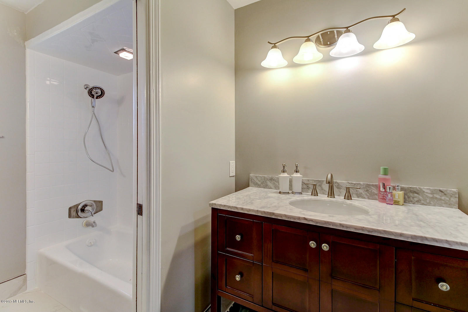 8112 Pine Lake Road Jacksonville, FL 32256 - Photo 30 of 65 bathroom 2 view 2
